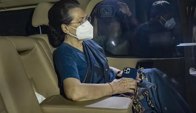 sonia gandhi hospitalised