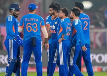 Team India players discussing playing XI changes before Zimbabwe match