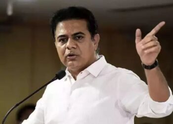 KTR Slams Congress, Says CM Lacks Knowledge on Water Issues