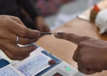 Candidates filing nominations for Telangana municipal elections