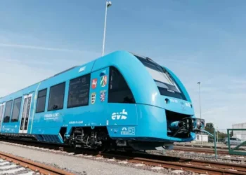 india’s first hydrogen-powered train will run between jind and sonipat in haryana, marking a major step in green rail transport.