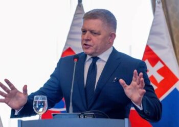Druzhba pipeline dispute leads Slovakia to suspend emergency power to Ukraine
